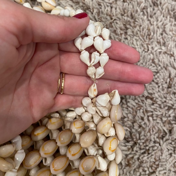 Vintage Cowrie Shell Purse - Picture 4 of 6